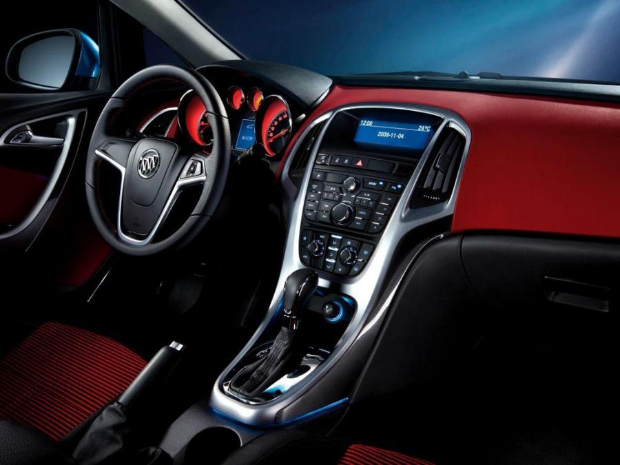  Buick Excelle XT 2009 года  (фото 8 из 14)